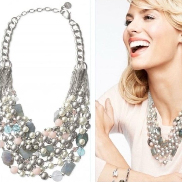 Stella & Dot Oslo statement pearl necklace - Picture 1 of 9